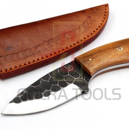 Custom Made 1095 steel skinner hunting Knife